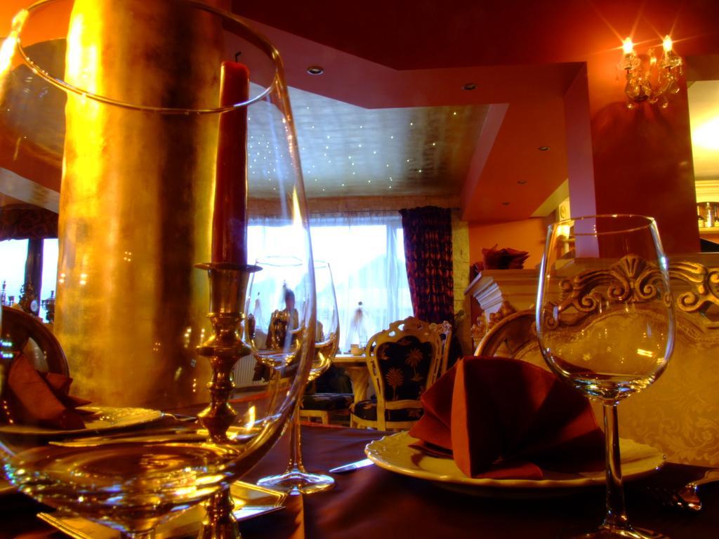 Hotel Royal Zalău Eksteriør billede